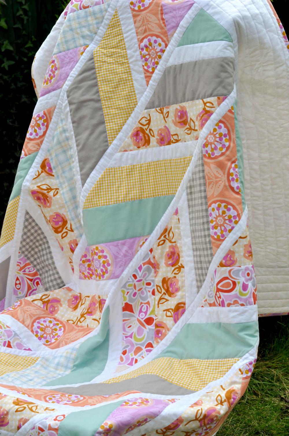 Download Lap / Throw Quilt - Pastel Herringbone - "Lola" on Luulla